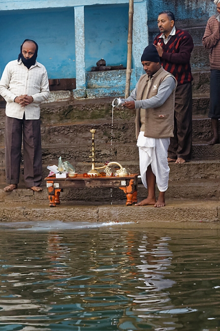 Varasani-Promenade sur le Gange-058